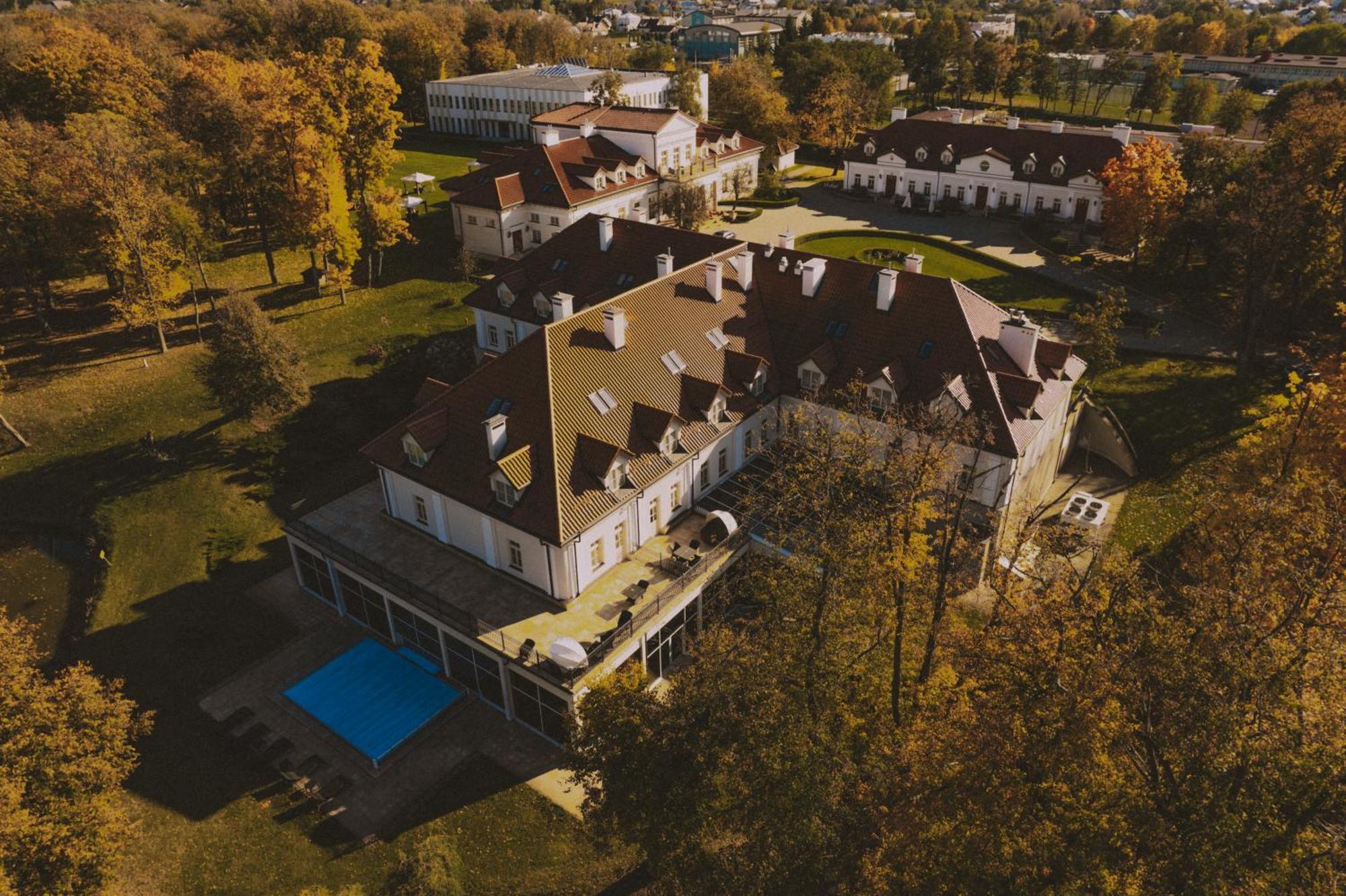 Palac Zelechow Spa & Wellness Buitenkant foto