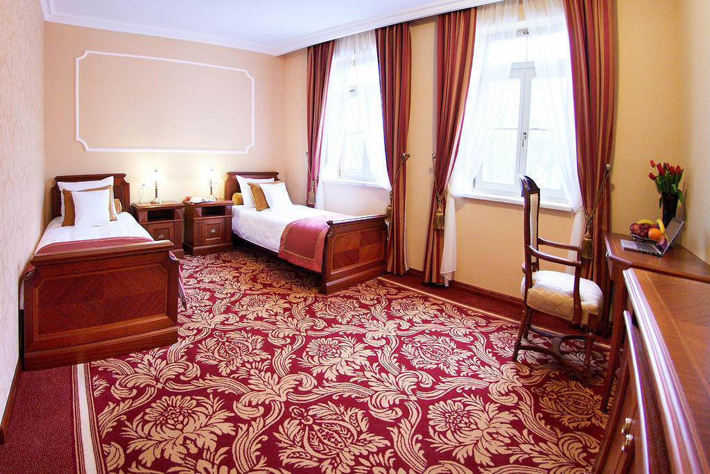 Palac Zelechow Spa & Wellness Kamer foto